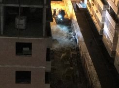 «Спасибо за сон»: Рабочие в Краснодаре решили ударно потрудиться ночью