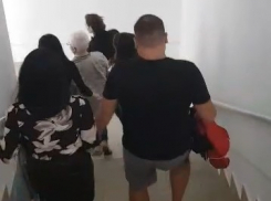 В двух крупных ТЦ Краснодара прошла «праздничная» эвакуация