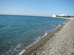  Отдыхающие нашли на пляже в Сочи тело молодого человека 