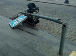 Летающие киоски и упавшие светофоры: чем отметился очередной норд-ост в Новороссийске