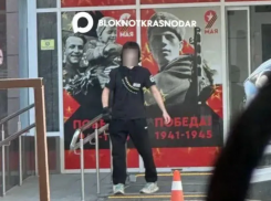 Студент ворвался в техникум Анапы с оружием и устроил стрельбу: есть погибший и раненые