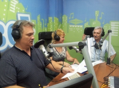 Николай Осадчий на «Первом радио Кубани» рассказал, как стране выйти из кризиса 