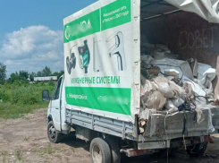 В Краснодаре у «пакостящего» в Индустриальном «чёрного мусорщика» отобрали автомобиль 