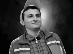 Умер член команды КВН «Русская дорога» Грант Манасян