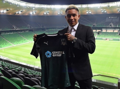  Новичок «Краснодара» из Эквадора учится говорить по-русски 