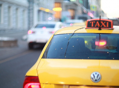 В Краснодаре похититель игровой приставки и робота-пылесоса увез украденное добро на такси