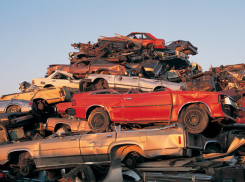 На Кубани мужчина сдал в металлолом машину друга