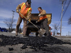 Кубань получит 407 млн рублей на ремонт дорог