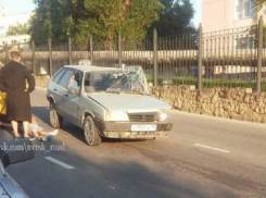 В Новороссийске водитель на ВАЗ протаранил стену