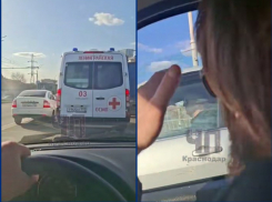 Наглый бородач объехал пробку за скорой и обозвал краснодарцев «чертями»