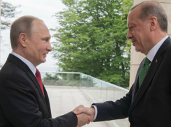 «Не хотят твои работать»: Путин подшутил над Эрдоганом в Сочи