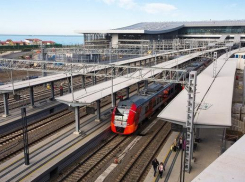 В Сочи на вокзале нашли сбежавшую 14-летнюю девочку