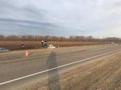  Три машины столкнулись лоб в лоб в Тихорецком районе 