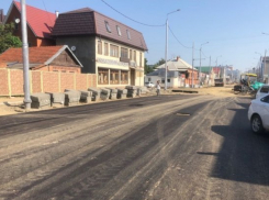  Ремонт Тургенева в Краснодаре переходит в завершающую стадию: постелили первый слой асфальта 