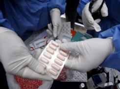 У директора аптеки в Сочи нашли дома 15 миллионов рублей и наркосодержащие препараты