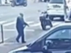 Расстрел бизнесмена в центре Краснодара сняли на видео