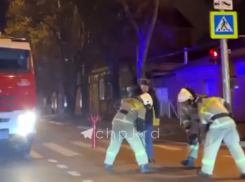 В центре Краснодара сгорел дом