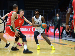 «Локомотив-Кубань» в последние секунды вырвал победу у саратовского «Автодора»