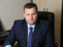 Приобрел трактор и снизил доходы за 2019 год министр сельского хозяйства Кубани Дерека