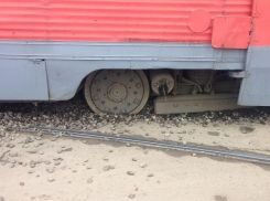 В Краснодаре с рельсов сошел трамвай