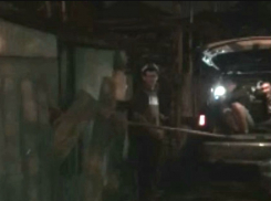 Интернет-пользователи обсуждают странный снос забора «гопниками» Краснодара