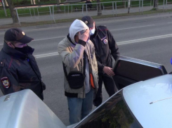 Полиция задержала шестерых вандалов, которые испортили граффити на стене администрации Краснодара