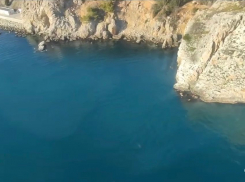 Новые выбросы мазута зафиксировали в Краснодарском крае 