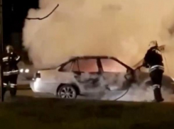 «Протест против цен на бензин»: в Краснодаре возле заправки сгорела машина 