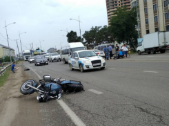  Водитель «ГАЗели» сбил мотоциклиста в Краснодаре 