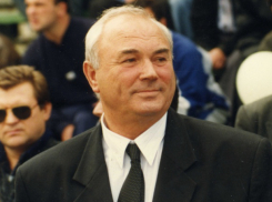  Мэр Краснодара поздравил предшественника Самойленко с юбилеем и поблагодарил за дороги