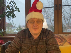 «Цените своих близких»: главред Олег Пахолков поздравил читателей с наступающим Новым годом 