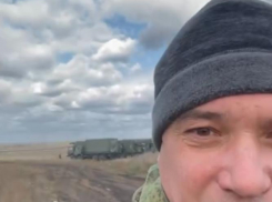 Мобилизованного депутата Госдумы Евгения Первышова учат стрелять и взрывать