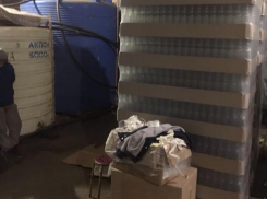 На Кубани ФСБ нашла подпольный крупный цех по поддельному алкоголю