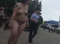  Обнаженная женщина разгуливала по Кореновску до встречи с полицией 