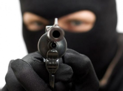 Образец ДНК помог кубанским полицейским через 5 лет поймать налетчика на почту 