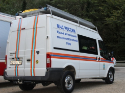 Ребенка с ожогами вынесли из леса в Сочи