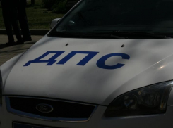 Один дом, два человека: в центре Краснодара Porsche Cayenne попал в ДТП с пострадавшими 