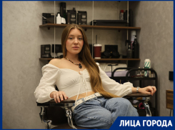 Слежка ревнивых жен, большие чаевые и тенденции моды: что скрывает работа женщины-барбера
