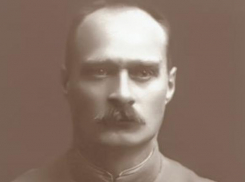 Как глава Екатеринодара Адамович был признан изменником и контрреволюционером 