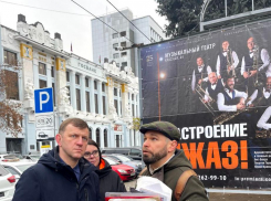 «Можно было позвать детей и переселенцев»: мэр Краснодара полтора часа изучал улицу Красную