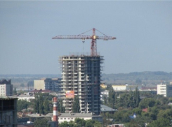  Обманутая дольщица краснодарского ЖК пыталась спрыгнуть с 16 этажа 