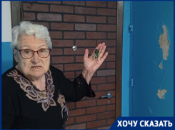 «Не хочу встретить Новый год в бомжатнике»: краснодарка борется за ремонт подъезда