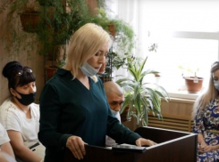 Дерево упало на ребенка в краснодарском садике. Сотрудник гордепа освобожден от ответственности, ответит заведующая