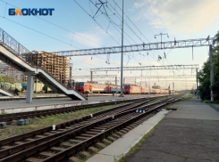 Падение обломков БПЛА в Краснодаре привело к задержке пассажирских поездов