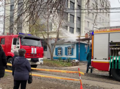 В Краснодаре из-за пожара остановилось движение трамваев 