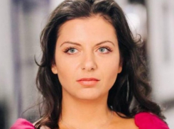 «Упал напротив родового дома в Адлере»: Маргарита Симоньян о беспилотнике в Краснодарском крае