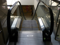 В Краснодаре школьницу ударило током на эскалаторе в ТРЦ «Галерея»