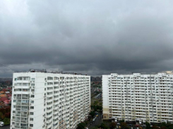 Грозы, ливень и сильный ветер надвигаются на Краснодар 