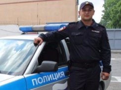 Во время новороссийского потопа полицейский спас беременную женщину и ребенка