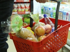 Хлеба и картошки станет меньше, а мяса и фруктов больше: набор продуктов поменяется в Краснодарском крае